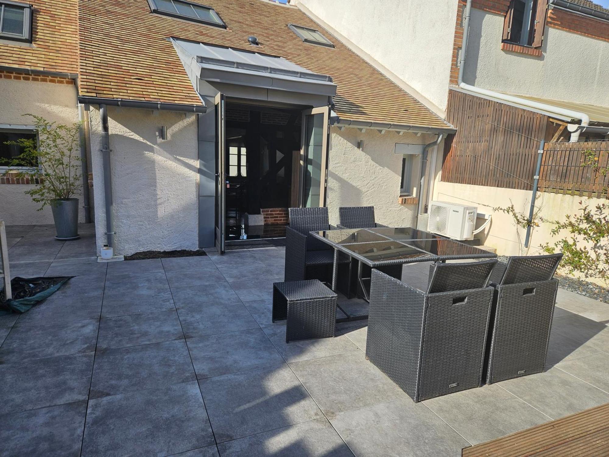 Le Sully, Gite Aux Portes De La Sologne ลาแฟร์เต-แซงโตแบ็ง ภายนอก รูปภาพ